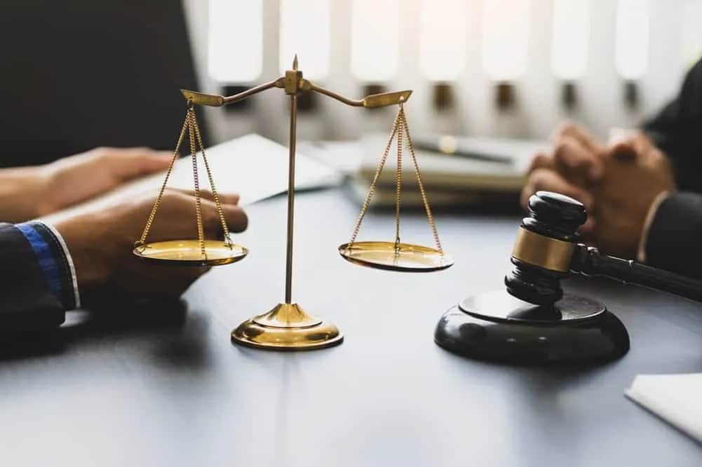 Jak się oddłużyć z chwilówek i odzyskać kontrolę nad finansami