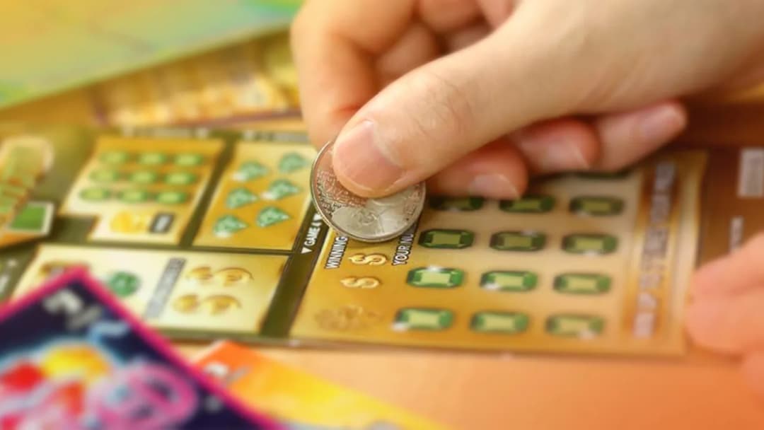 Co 4 zdrapka wygrywa? Odkryj najlepsze szanse na wygraną w Lotto